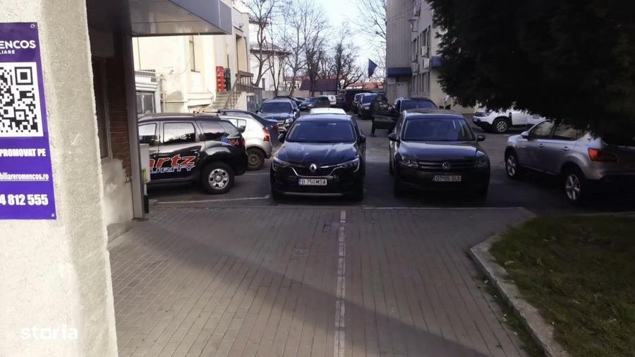 Spațiu comercial, de 20 mp, în Central