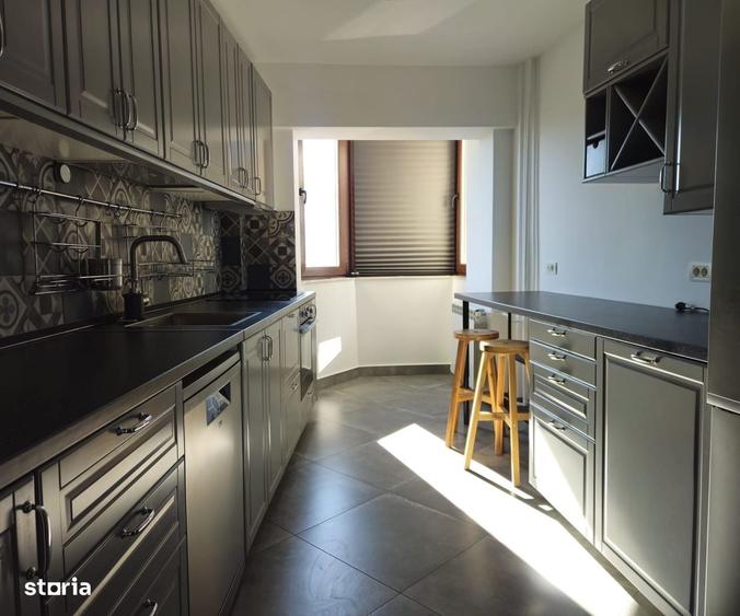 Apartament cu 3 camere în 13 Septembrie