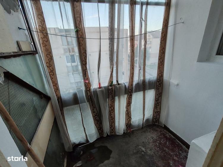 Garsonieră decomandată în Exterior Vest
