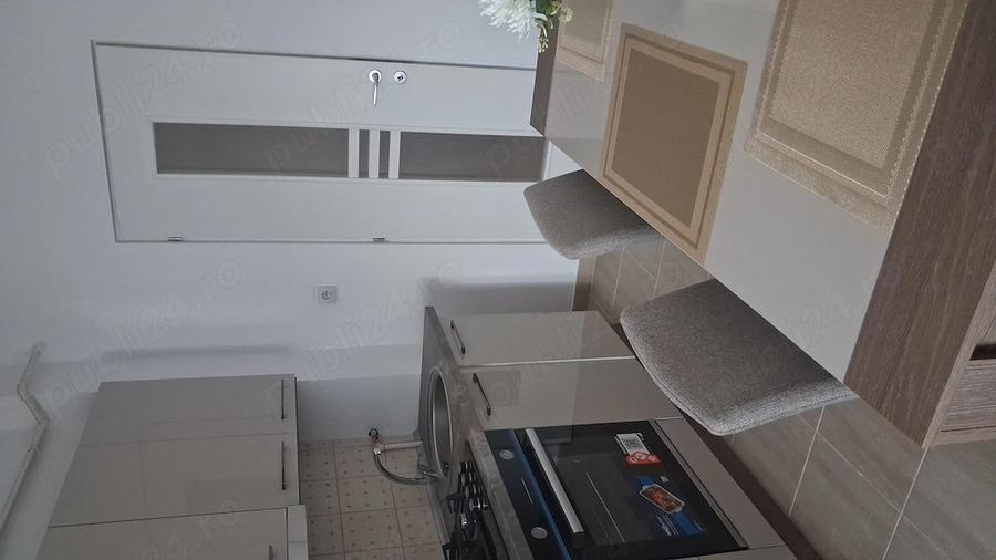 Apartament cu 2 camere decomandat în Central