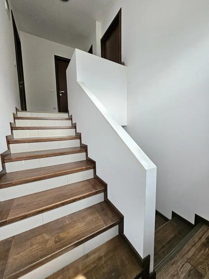 Casă cu Teren 172 Mp în Valea Mare