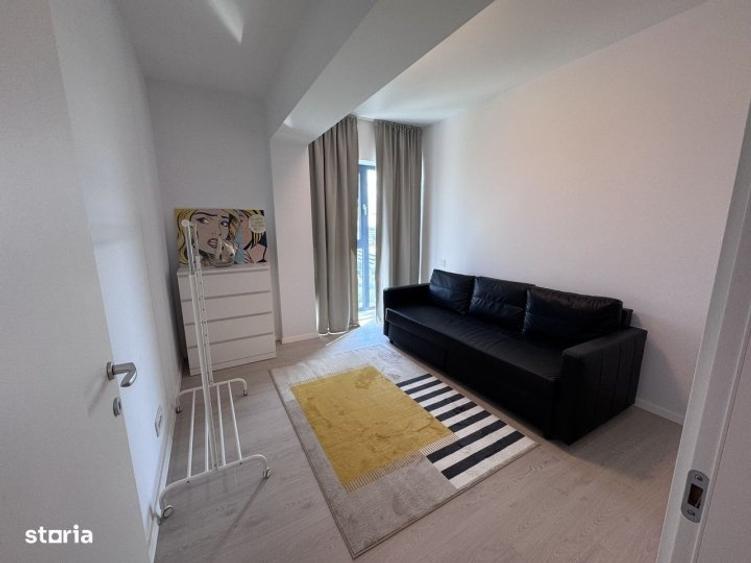 Apartament cu 4 camere semidecomandat, mobilat în Bucureștii Noi