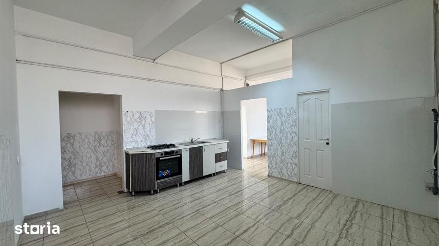 Spațiu comercial, de 161 mp, în Iosia