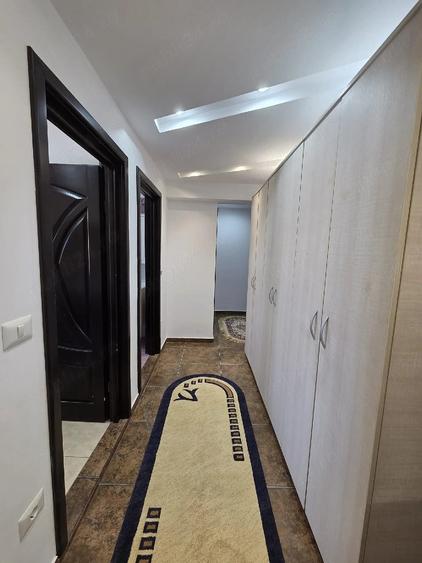 Apartament cu 2 camere decomandat în Horia