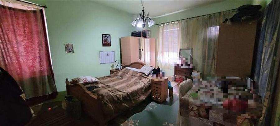 Casă individuală cu 5 camere cu Canalizare în Gârbova