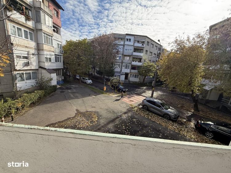 Apartament cu 2 camere semidecomandat în Micro 16