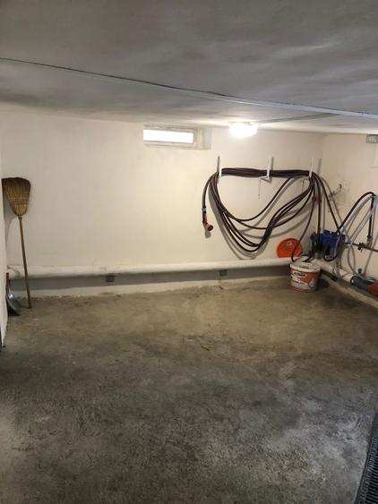 Casă individuală cu 5 camere cu Canalizare în Andrei Mureșanu