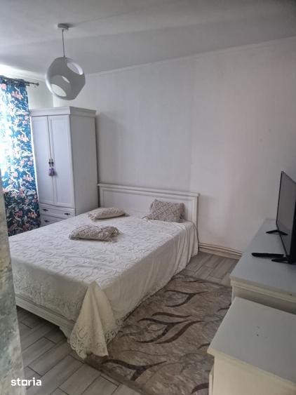 Casă cu 4 camere cu Teren 870 Mp în Mărăcineni