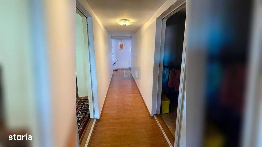 Casă cu 4 camere în Satu Nou