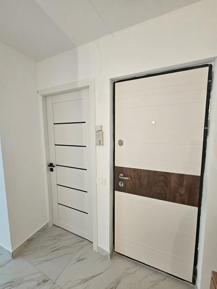 Apartament cu 3 camere decomandat în Iosia