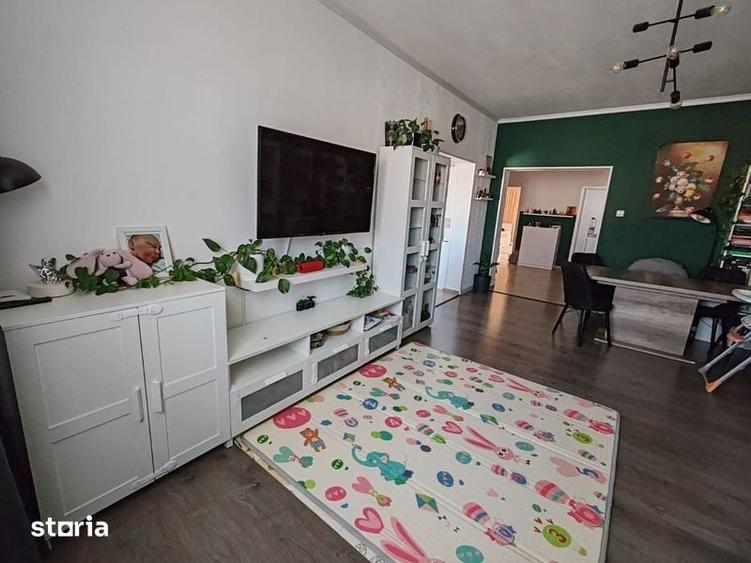 Apartament cu 3 camere în Ghiroda