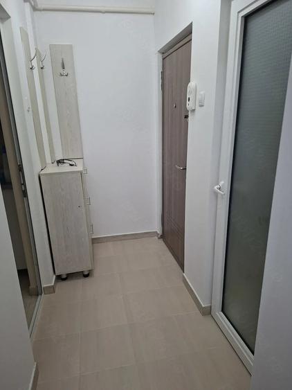 Apartament cu 2 camere semidecomandat în Țiglina 2