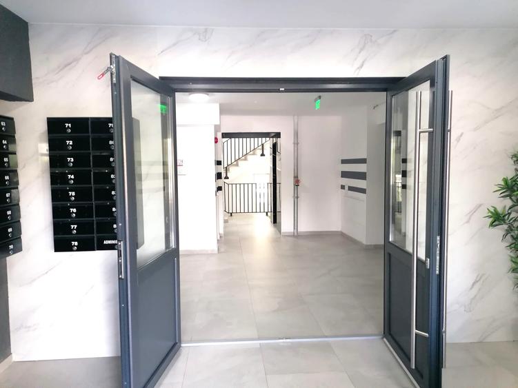 Apartament cu 2 camere decomandat în Theodor Pallady