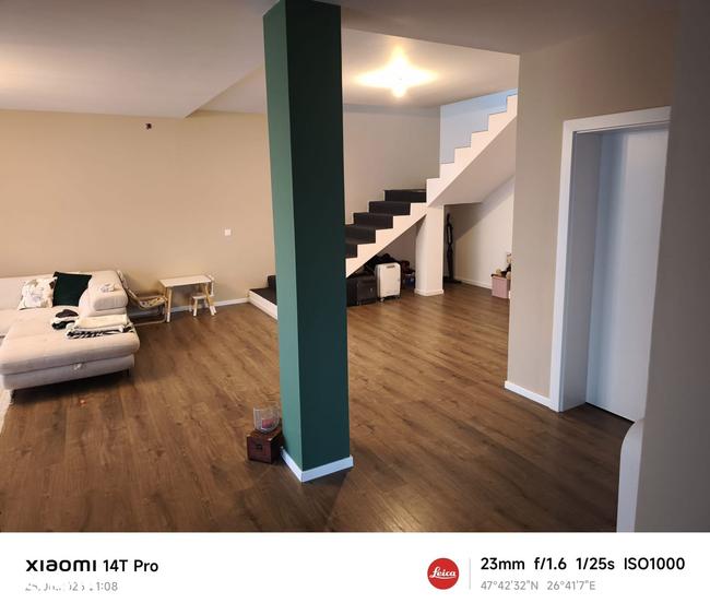 Casă cu 6 camere cu Teren 1040 Mp în Central