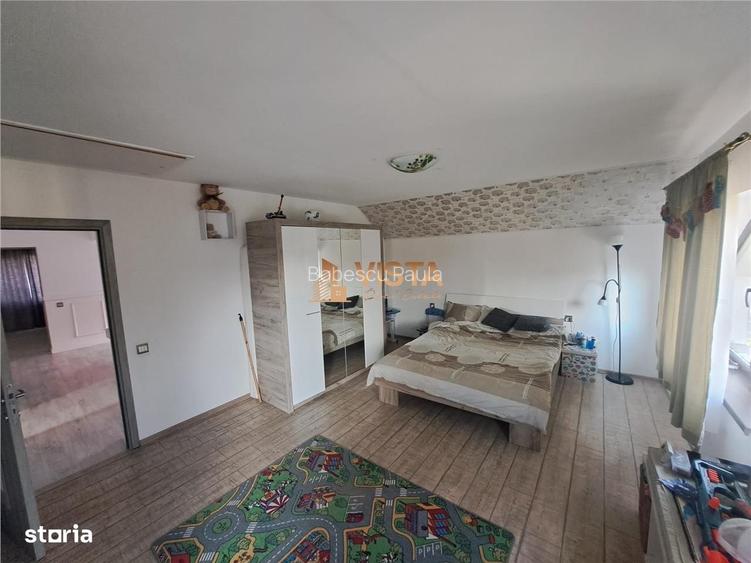 EXCLUSIVITATE, Casa 5 camere, 650 mp Teren, Carpinis-Tarlungeni, Braso