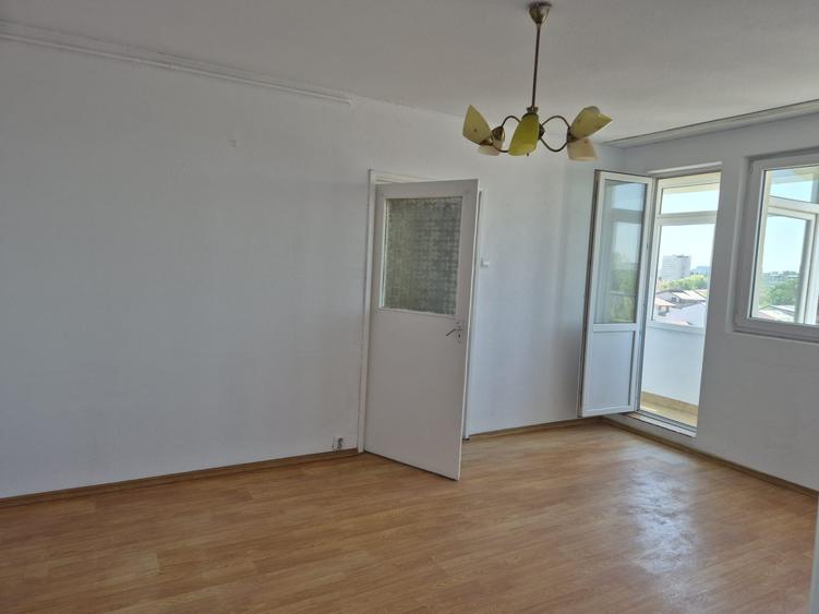 Apartament cu 2 camere semidecomandat în Domenii