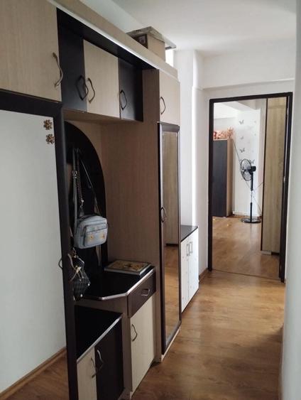 Apartament cu 2 camere decomandat în Burdujeni