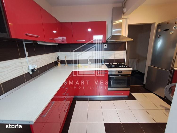 Apartament cu 3 camere decomandat în Micro 16