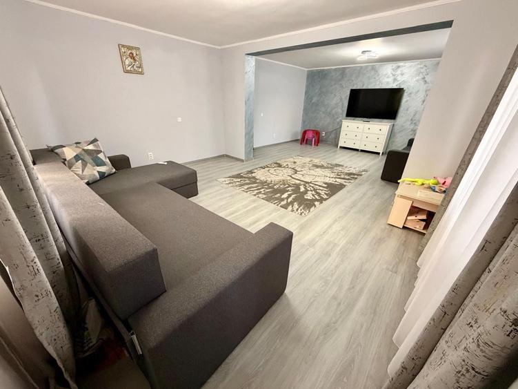 Apartament cu 2 camere în Runcu