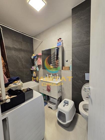 Apartament cu 4 camere decomandat, mobilat în Brâncoveanu