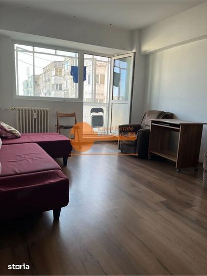 Apartament cu 2 camere semidecomandat în Drumul Taberei — fotografia 2