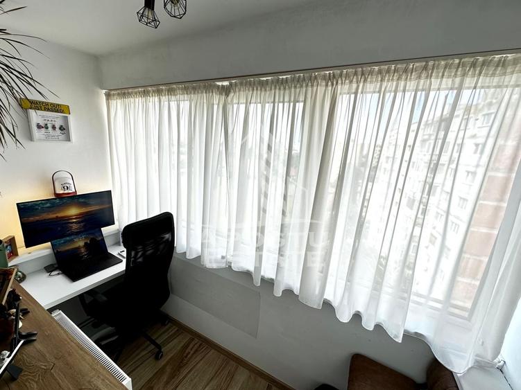 Apartament cu 4 camere decomandat, mobilat în Gheorghe Lazăr