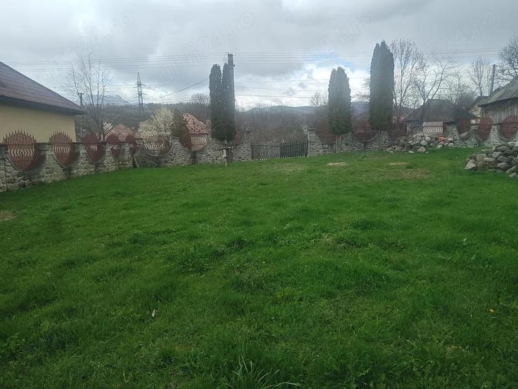 Teren de 2823 mp, în Sălătrucel