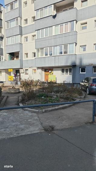 Spațiu comercial, de 23 mp, în Central