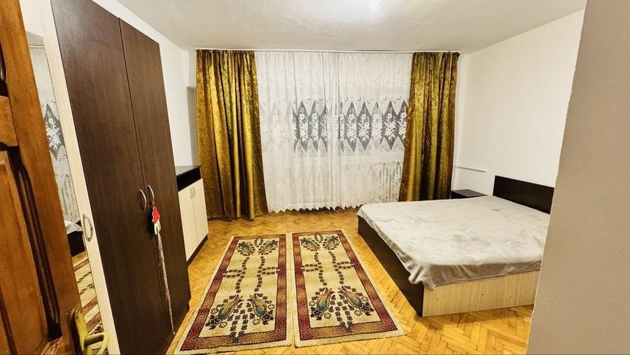 Garsonieră decomandată în Cug