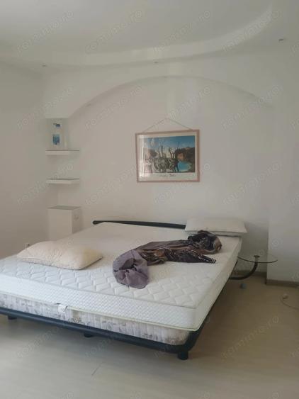 Apartament cu 2 camere semidecomandat în Romană