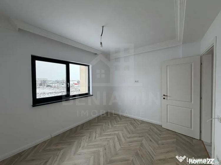Casă cu 4 camere cu Teren 370 Mp în Aeroport