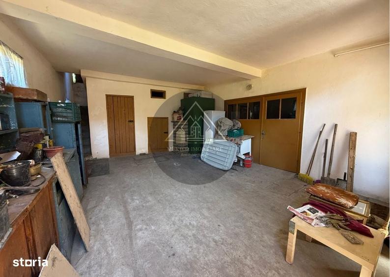 Casă cu 3 camere semidecomandat în Vitrometan