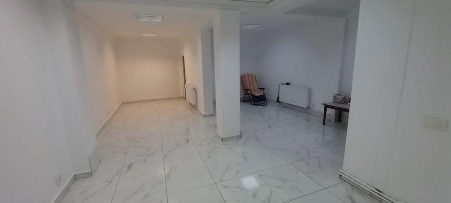 Casă cu 4 camere în Progresul