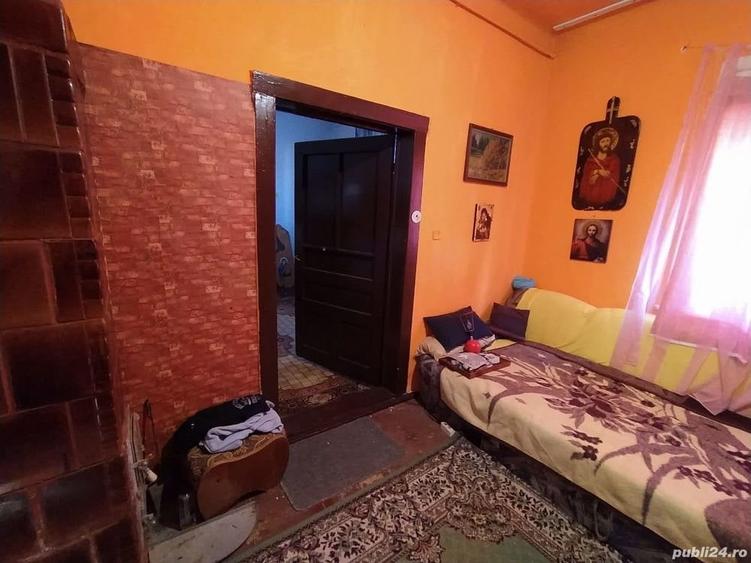 Casă cu 3 camere cu Teren 655 Mp în Central
