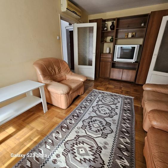 Apartament cu 2 camere semidecomandat în Câmpia Libertății