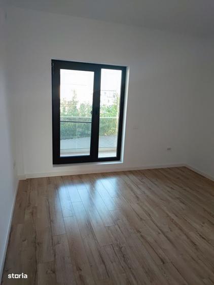 Casă cu 4 camere în Merii Petchii