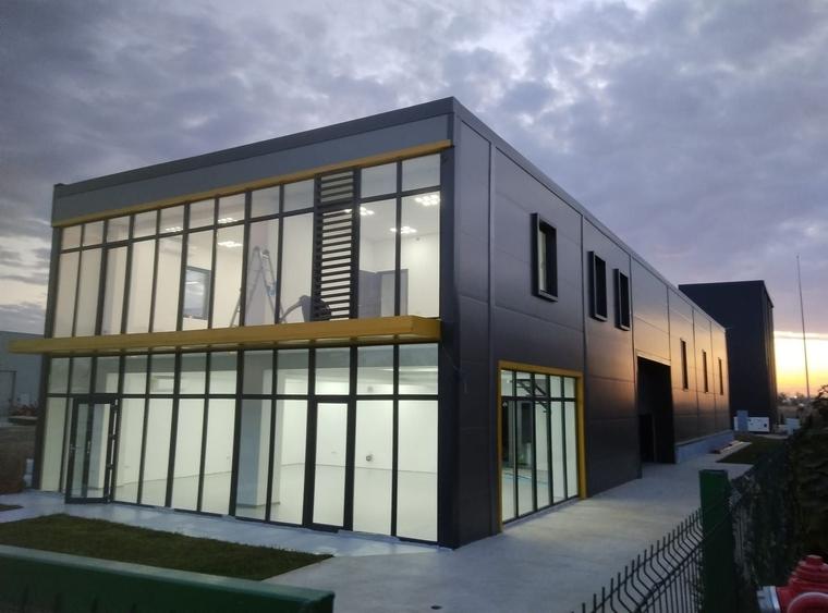 Spațiu industrial, de 460 mp, în Industriilor