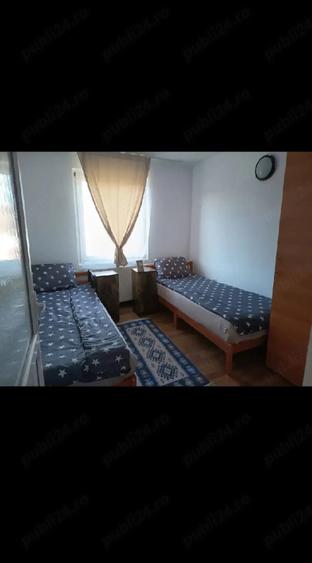 Spațiu comercial, de 794 mp, în Batiz