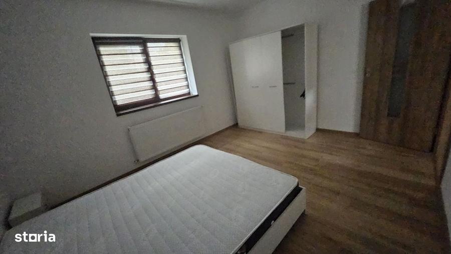 Casă cu 4 camere în Granit