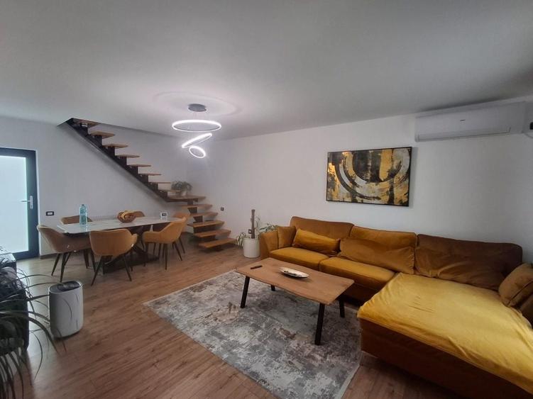 Casa p+m Valu lui Traian - 1