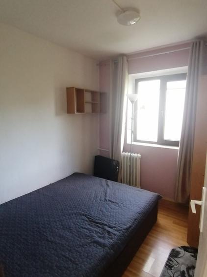 Apartament cu 2 camere decomandat în Podu Roș