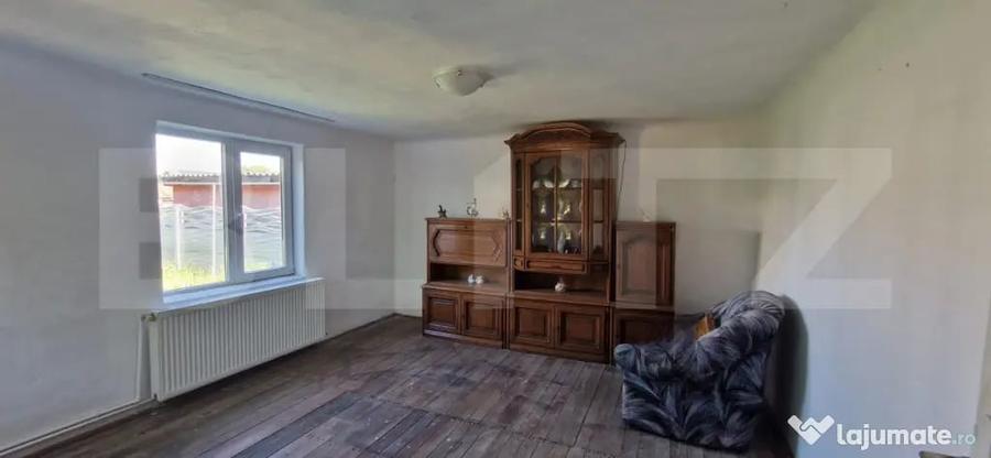 Casă cu 3 camere cu Teren 624 Mp în Bariera Vâlcii