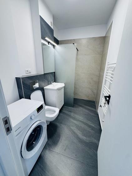 Apartament cu 2 camere decomandat în Exterior Vest