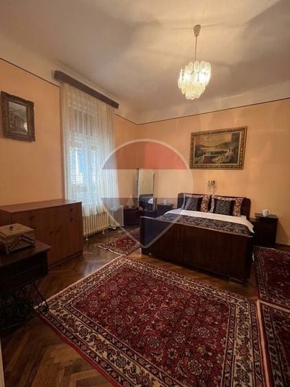 Casă cu 3 camere cu Teren 371 Mp în Ultracentral