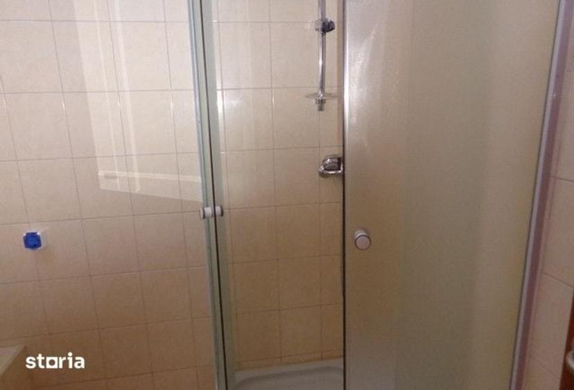 Apartament cu 3 camere decomandat în Centrul Civic