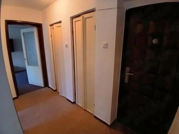 Apartament cu 2 camere decomandat, mobilat în Km 4