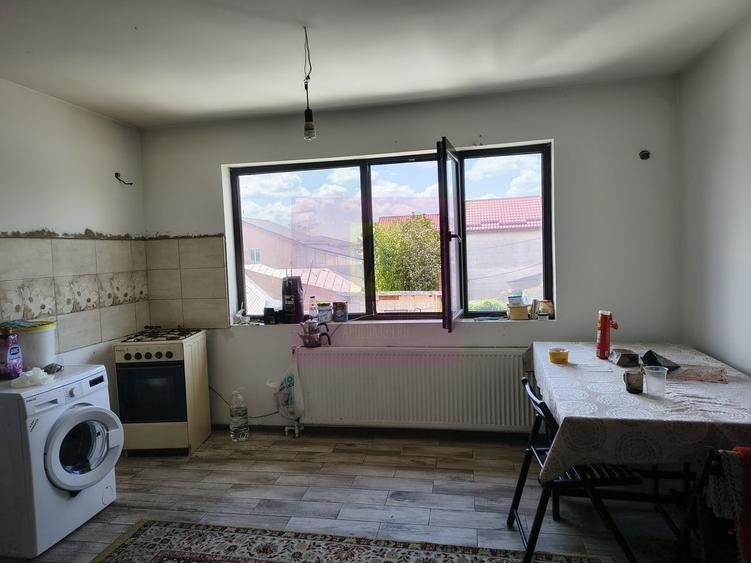 Spațiu comercial, de 250 mp, în Giurgiului