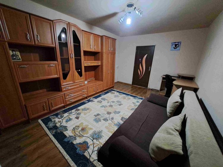 Apartament cu 2 camere decomandat în Mureșeni