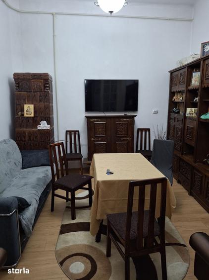 Casă cu 3 camere cu Teren 700 Mp în Central