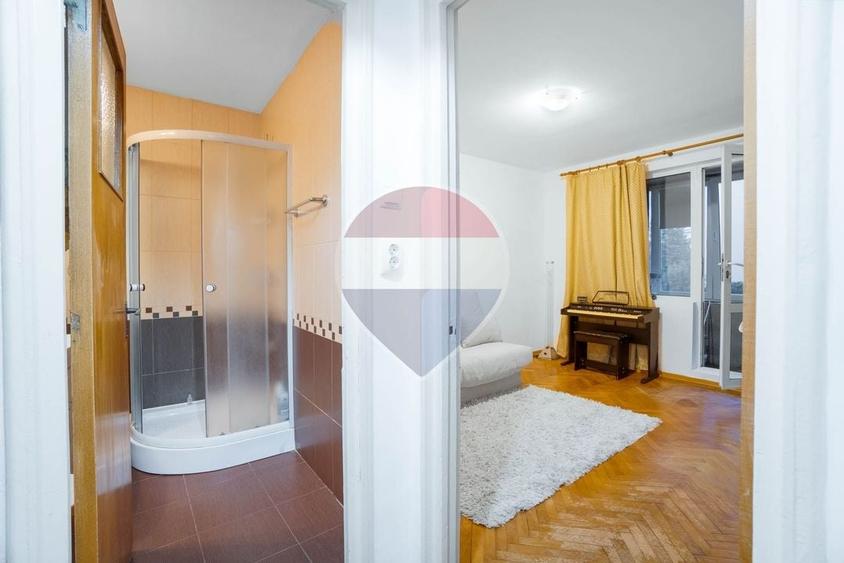 DE INCHIRIAT Apartament 2 camere B- dul Victoriei 4, etaj 2din7! - 8
